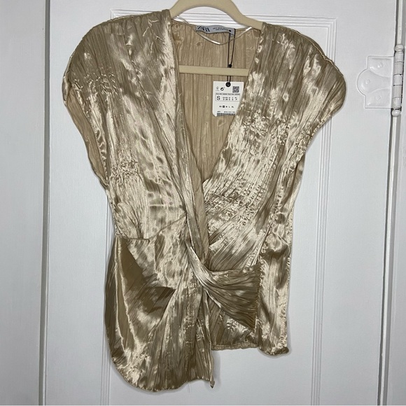 Zara Cream Wrinkle Effect Asymmetrical Knotted Blouse Top Small NEW - Picture 2 of 8